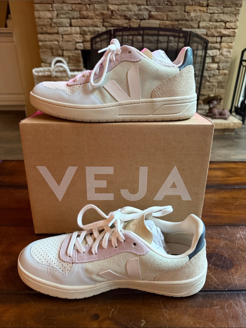 Veja V-10 Leather & Suede Sneaker